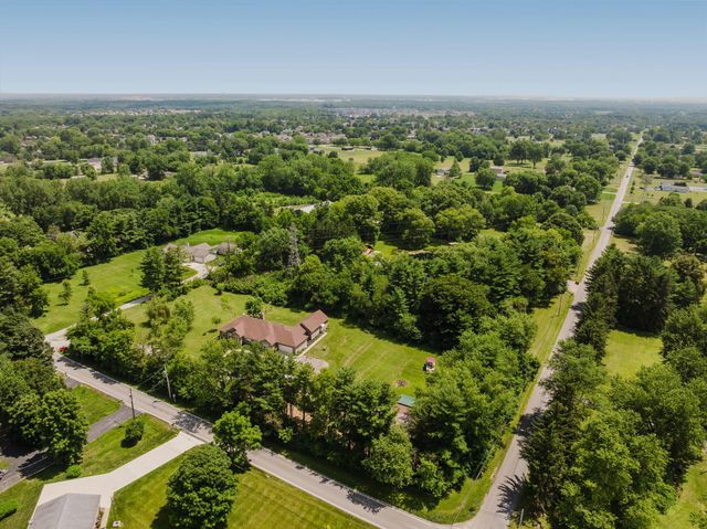 6684 Borror Road, Grove City, OH 43123