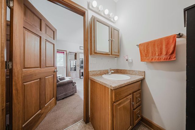 6684 Borror Road, Grove City, OH 43123
