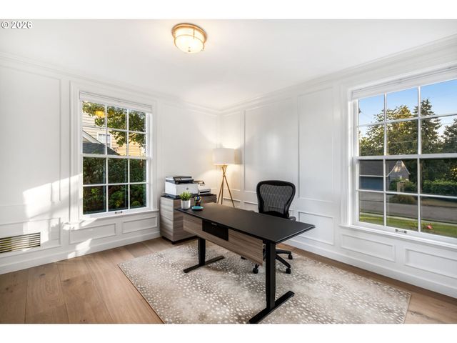 1281 Sw DAVENPORT St, Portland, OR 97201