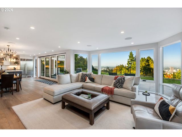 1281 Sw DAVENPORT St, Portland, OR 97201