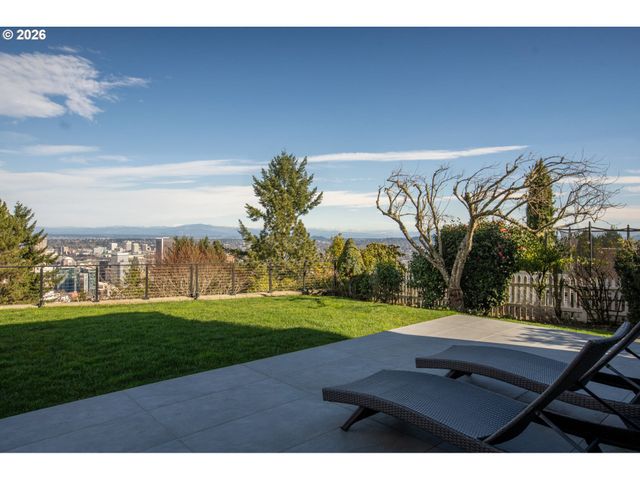 1281 Sw DAVENPORT St, Portland, OR 97201