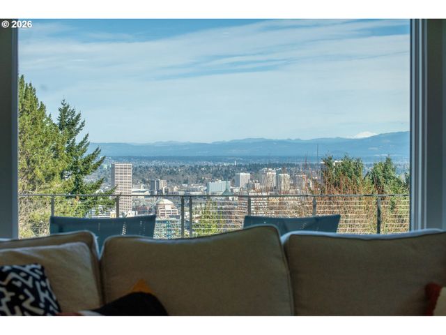 1281 Sw DAVENPORT St, Portland, OR 97201