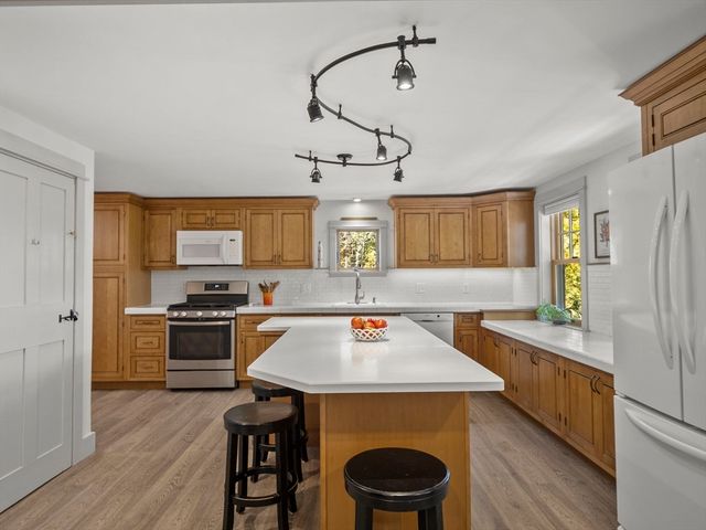 199 Tuckerman, Ashburnham, MA 01430