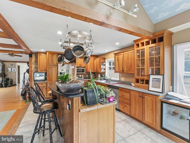 71 W SPROUL RD, Springfield, PA 19064