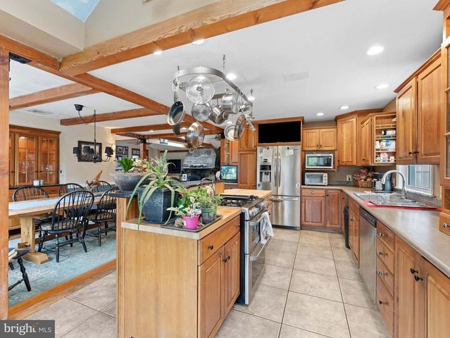 71 W SPROUL RD, Springfield, PA 19064