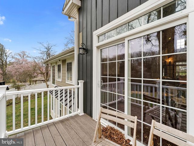 71 W SPROUL RD, Springfield, PA 19064