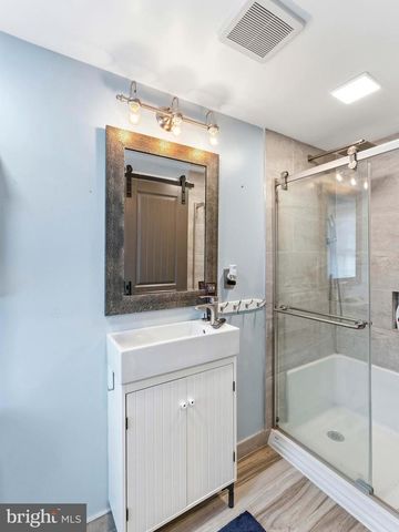 71 W SPROUL RD, Springfield, PA 19064