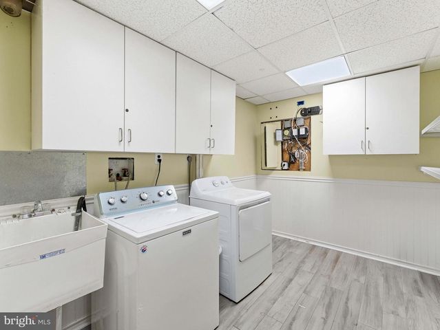 71 W SPROUL RD, Springfield, PA 19064