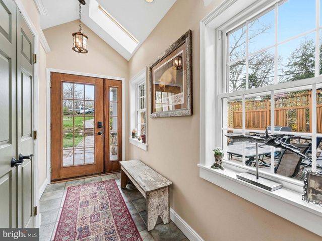 71 W SPROUL RD, Springfield, PA 19064