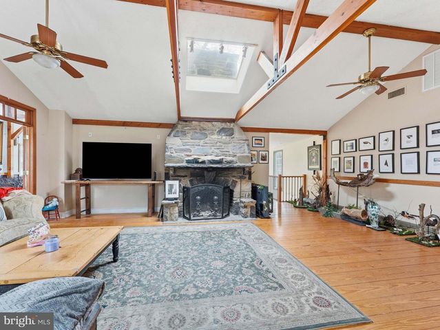 71 W SPROUL RD, Springfield, PA 19064