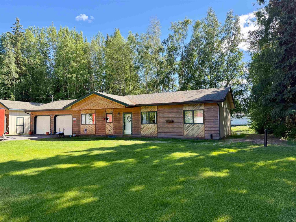 1115 DEE LANE, North Pole, AK 99705
