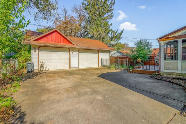 1375 Como Avenue, Saint Paul, MN 55108