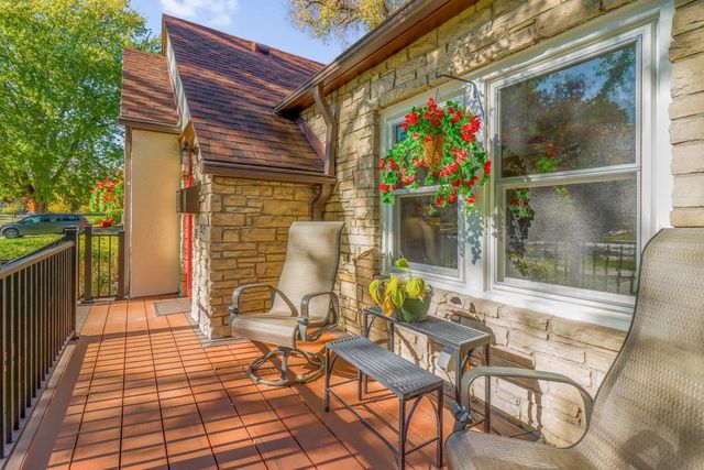 1375 Como Avenue, Saint Paul, MN 55108