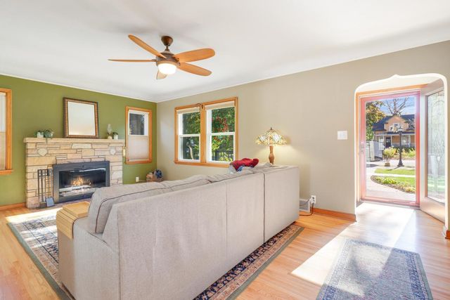 1375 Como Avenue, Saint Paul, MN 55108