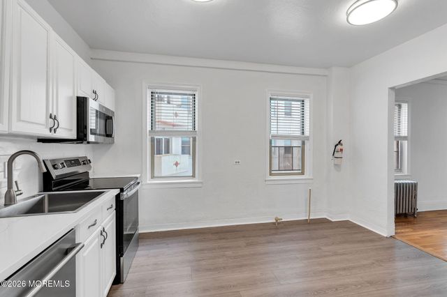 400 Deal Lake Drive 4B, Asbury Park, NJ 07712