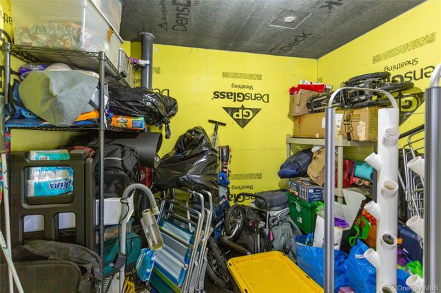 352 Marina Pointe Drive 352, East Rockaway, NY 11518