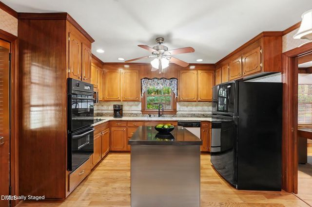 5405 Parkwood Drive, Raleigh, NC 27612