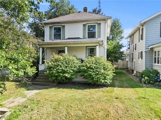 714 Saint Louis Avenue, Zanesville, OH 43701
