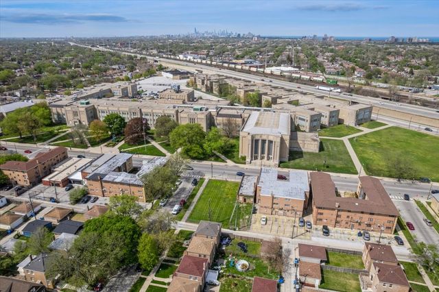 2135 E 87th Street, Chicago, IL 60617