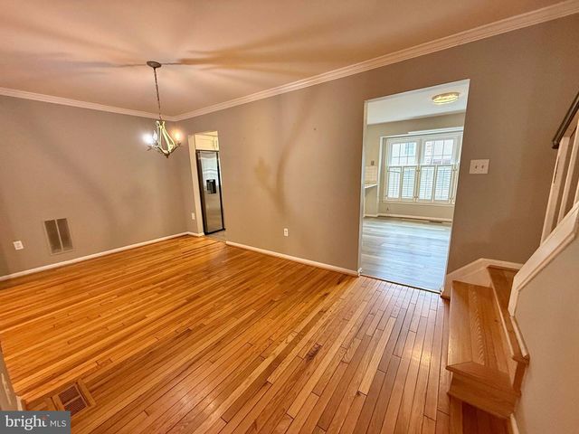 7773 SHOOTINGSTAR DR, Springfield, VA 22152