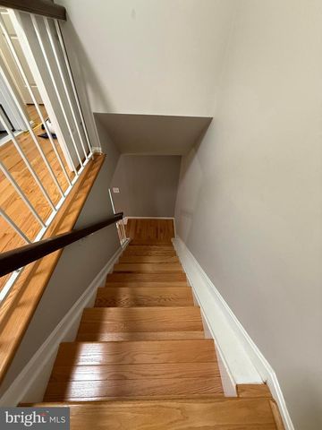 7773 SHOOTINGSTAR DR, Springfield, VA 22152