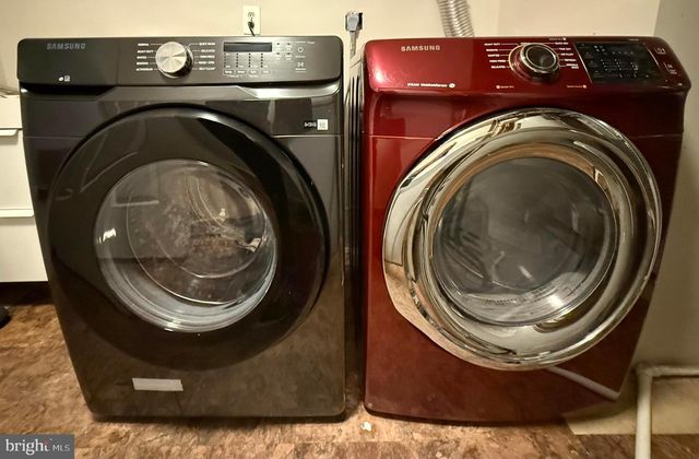 7773 SHOOTINGSTAR DR, Springfield, VA 22152