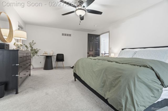 6186 Cheshire Park Drive, Independence Charter Township, MI 48346