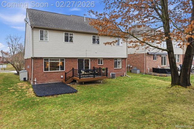 6186 Cheshire Park Drive, Independence Charter Township, MI 48346