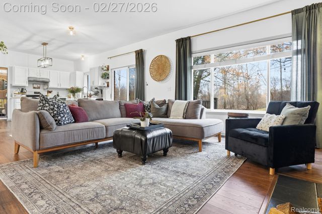 6186 Cheshire Park Drive, Independence Charter Township, MI 48346