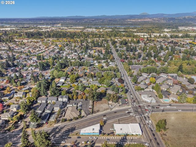 16057 Ne HALSEY St E, Portland, OR 97230