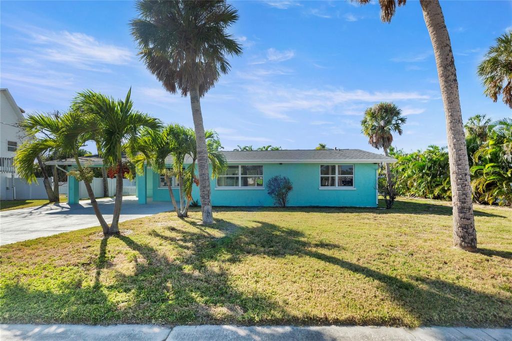 214 85TH STREET, Holmes Beach, FL 34217