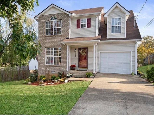 1303 E Nir Shreibman Blvd, La Vergne, TN 37086