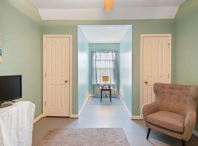 1303 E Nir Shreibman Blvd, La Vergne, TN 37086