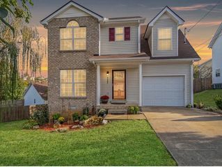 1303 E Nir Shreibman Blvd, La Vergne, TN 37086