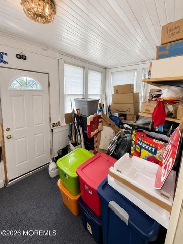 45 Myrtle Avenue, Keansburg, NJ 07734