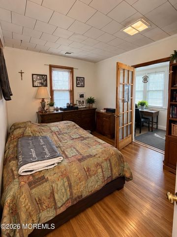 45 Myrtle Avenue, Keansburg, NJ 07734