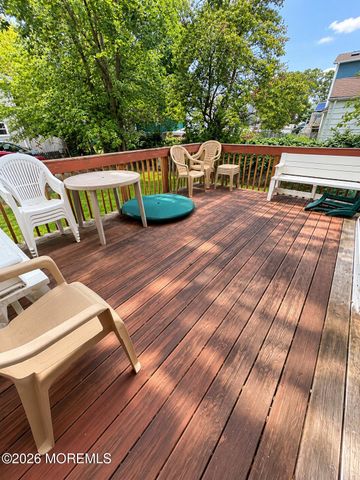 45 Myrtle Avenue, Keansburg, NJ 07734