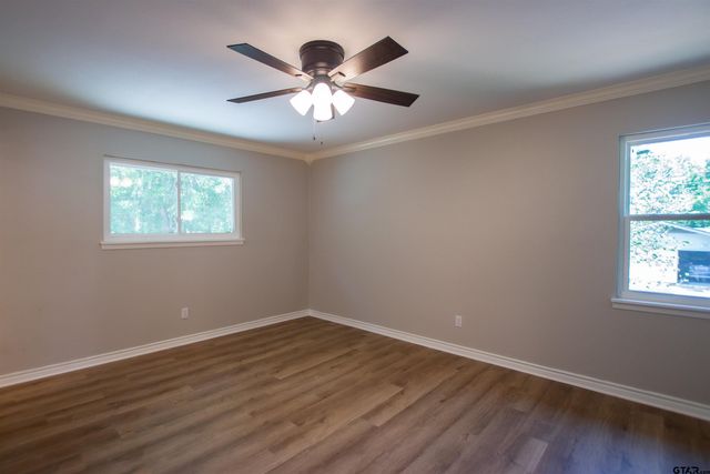 2819 Juniper Ln, Tyler, TX 75701