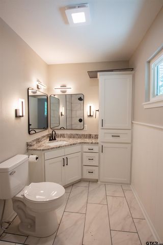2819 Juniper Ln, Tyler, TX 75701