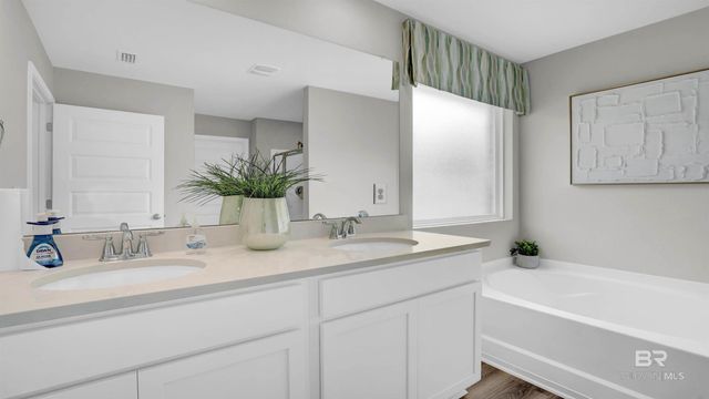 15696 Laurelbrooke Loop, Fairhope, AL 36532