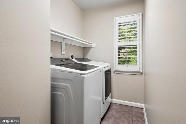 5414 GERMANTOWN RD, Midland, VA 22728