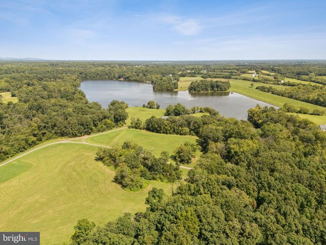 5414 GERMANTOWN RD, Midland, VA 22728