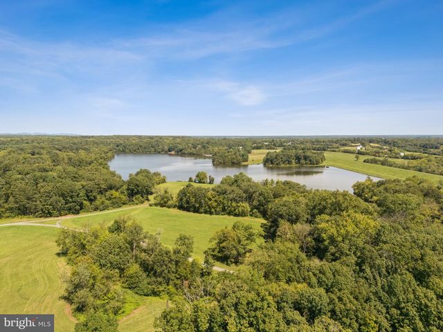 5414 GERMANTOWN RD, Midland, VA 22728