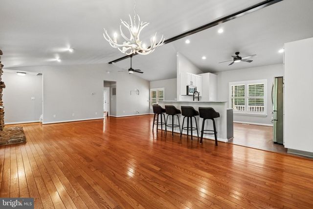 5414 GERMANTOWN RD, Midland, VA 22728