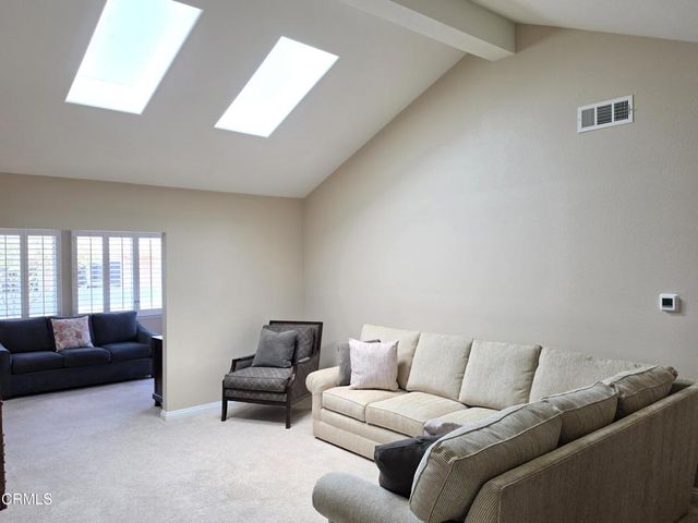 33109 Village 33, Camarillo, CA 93012
