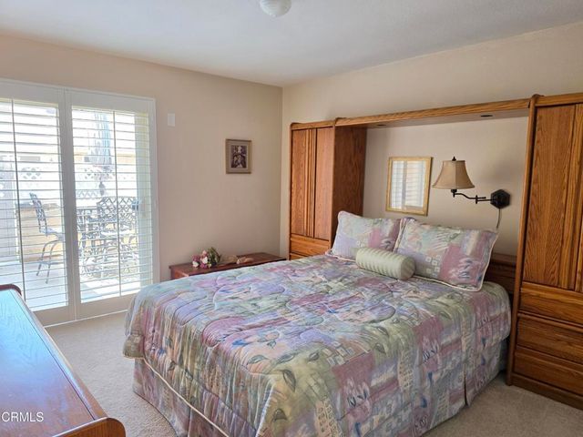 33109 Village 33, Camarillo, CA 93012