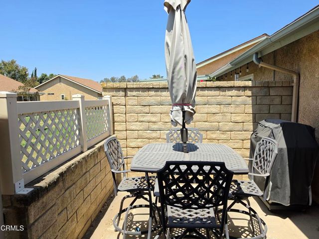 33109 Village 33, Camarillo, CA 93012
