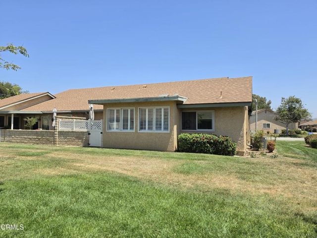 33109 Village 33, Camarillo, CA 93012