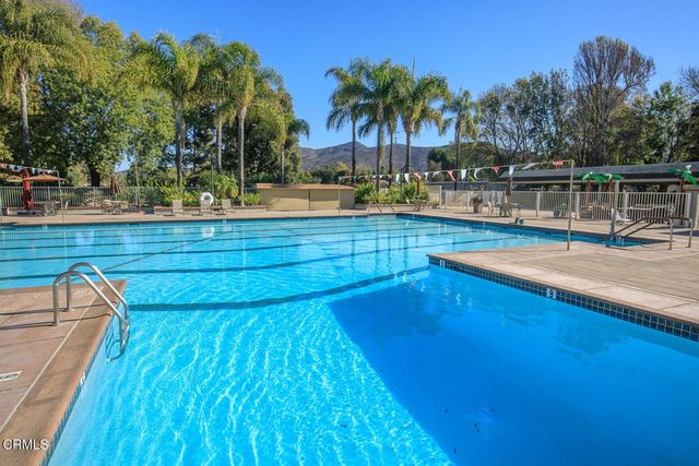 33109 Village 33, Camarillo, CA 93012