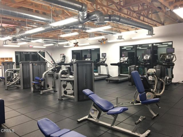 33109 Village 33, Camarillo, CA 93012
